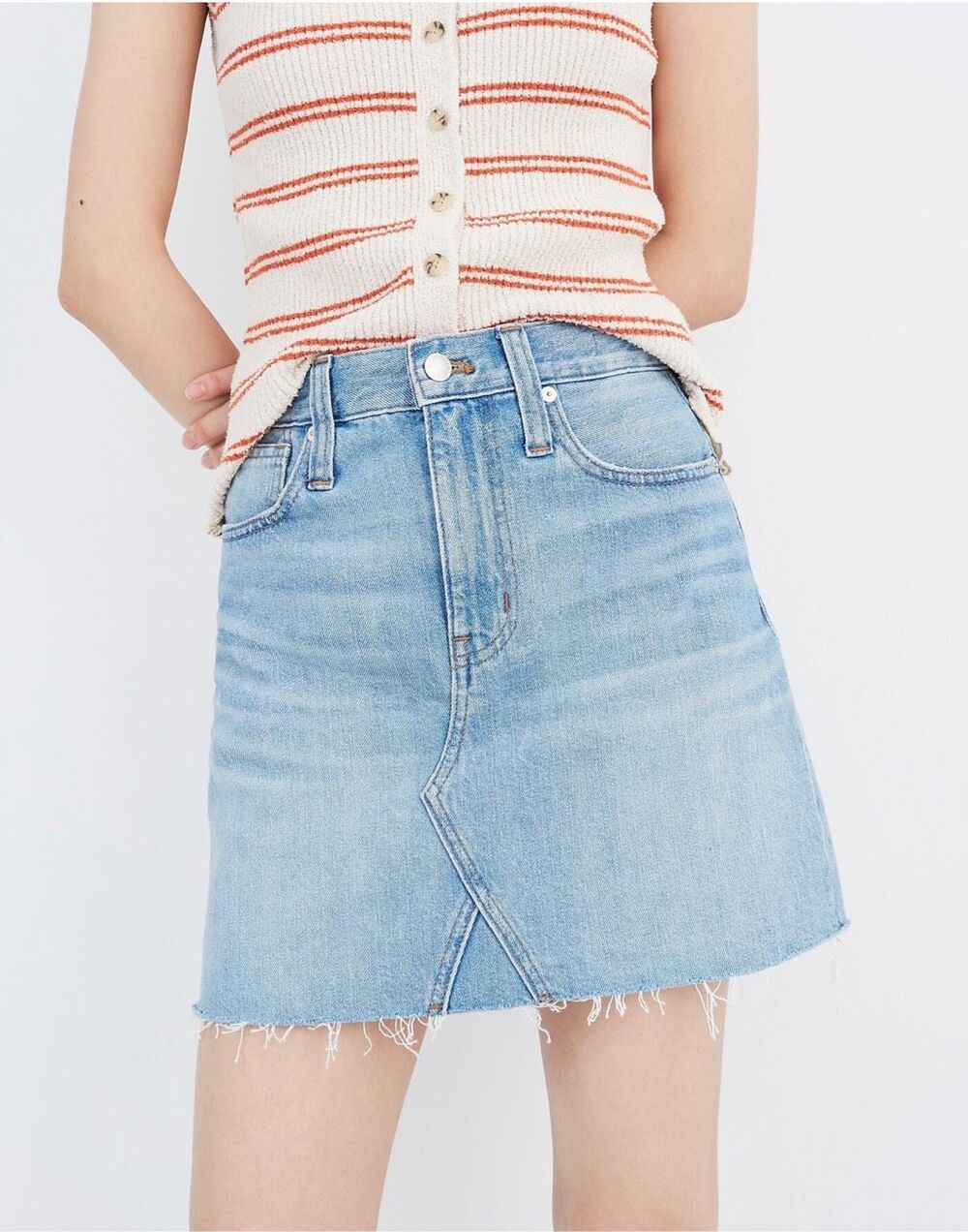 Madewell Rigid Denim A-Line Mini Skirt in Lovell Wash Raw Hem Size 26 A Line